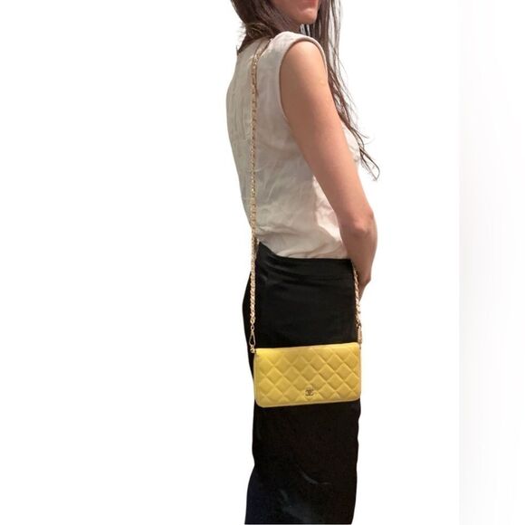 Chanel yellow quilted large wallet - Picture 15 of 15